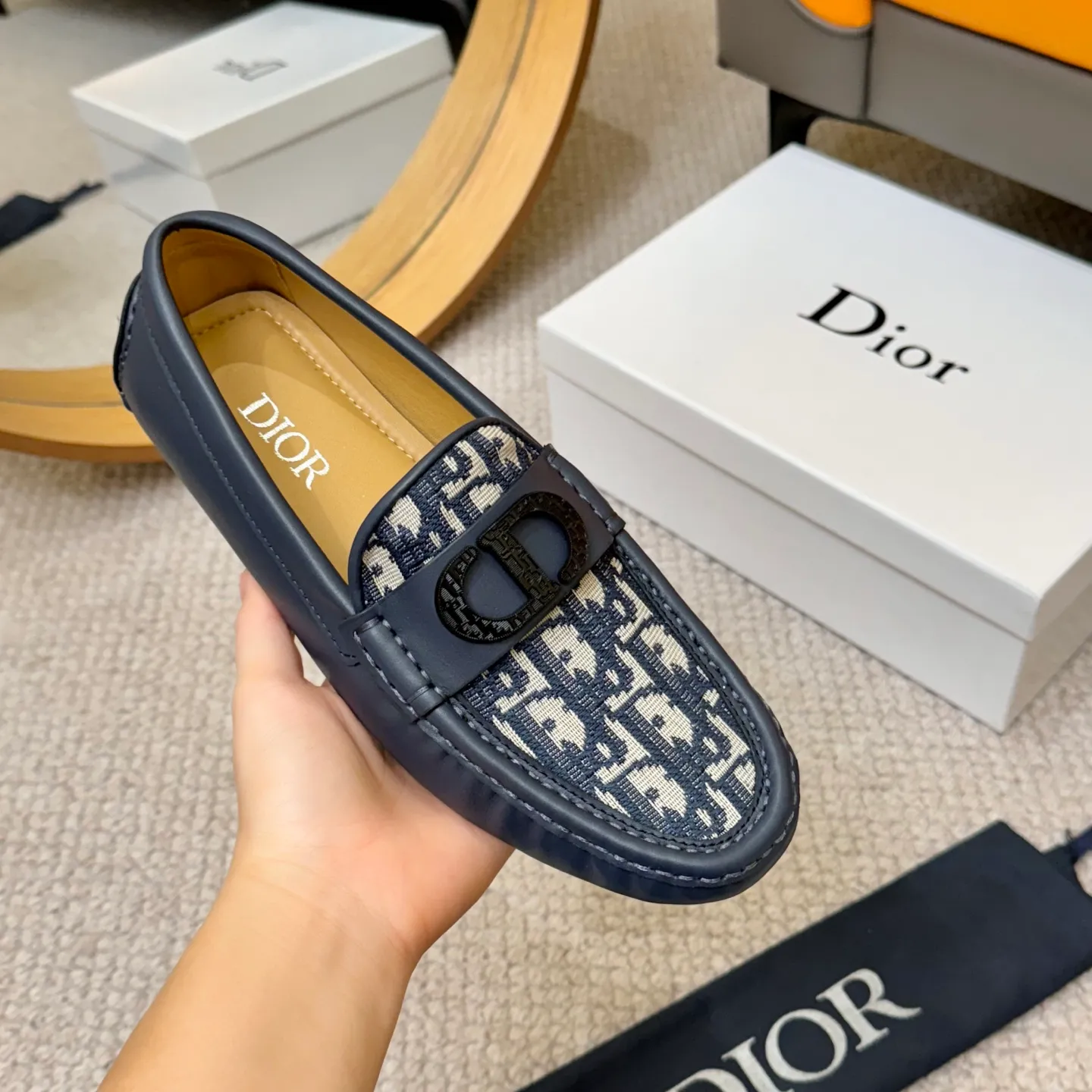 Men's clothing and shoes 💰420! (Yangli) Quality DIOR [Dior’s latest arrival] real auction hot-selling Doudou shoes 🔍DIOR) new Doudou shoes 👍Belgian designer Martin Margiela serves as Gucci shoe designer y full of charm, luxury style gentleman upper: imported cowhide, lining with spring sweat-absorbent first-layer sheepskin. Outsole Brand outsole, the last stitching on the bottom will never come off; equipped with classic Gucci exquisite hardware C D buckle💋The whole pair of shoes is fashionable and casual without losing high-end style; standard 38-46
